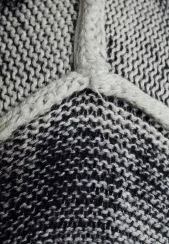 Only & Sons ONSHOA LIFE CREW - Pullover - Black -Only & Sons Soldes Boutique 02239379e76047edb91137355450dc2b