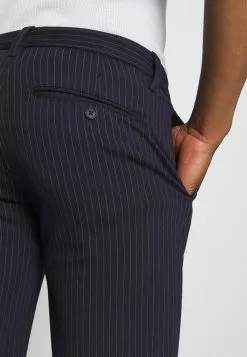 Only & Sons ONSMARK STRIPE - Short - Night Sky -Only & Sons Soldes Boutique 0b4121534e2e443c8b41835b76f0f62e