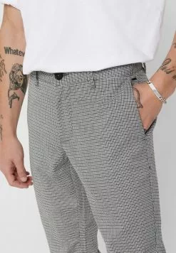 Only & Sons Chino - Black -Only & Sons Soldes Boutique 14b7e2f8feed441bb6aa46ab32ccd513