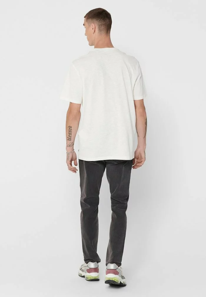 Only & Sons T-shirt Imprimé - Cloud Dancer 3 Only & Sons T-shirt Imprimé - Cloud Dancer – Image 3