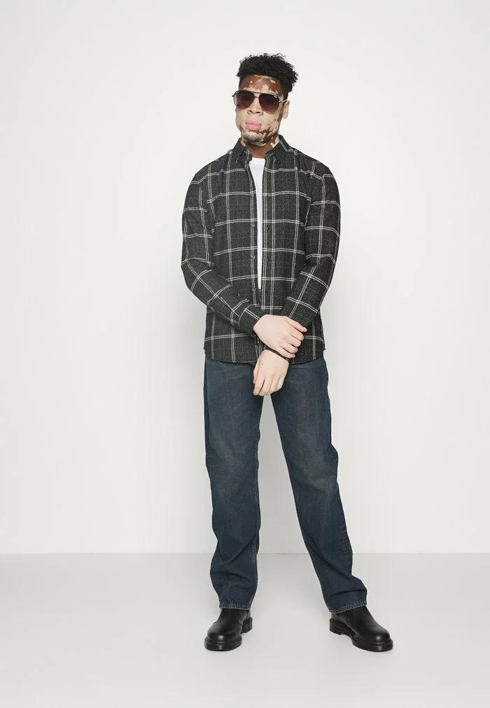 Only & Sons ONSMAZI LIFE CHECKED - Chemise - Black 2 Only & Sons ONSMAZI LIFE CHECKED - Chemise - Black – Image 2