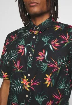 Only & Sons ONSALFI - Chemise - Black 9 Only & Sons ONSALFI - Chemise - Black -Only & Sons Soldes Boutique 27ffb6973af2448cb6060e0569e8ecc9