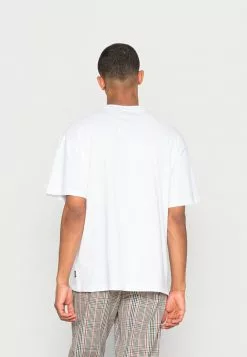 Only & Sons ONSPOPSMOKE TEE UNISEX - T-shirt Imprimé - White -Only & Sons Soldes Boutique 2a1c1cb0ef5b4554853d32da3f9d6af6