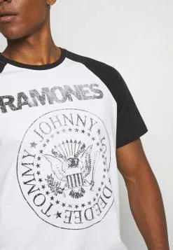 Only & Sons ONSRAMONES FRONT PRINT TEE - T-shirt Imprimé - White -Only & Sons Soldes Boutique 2c50f17629f044ee91218d943f267a23