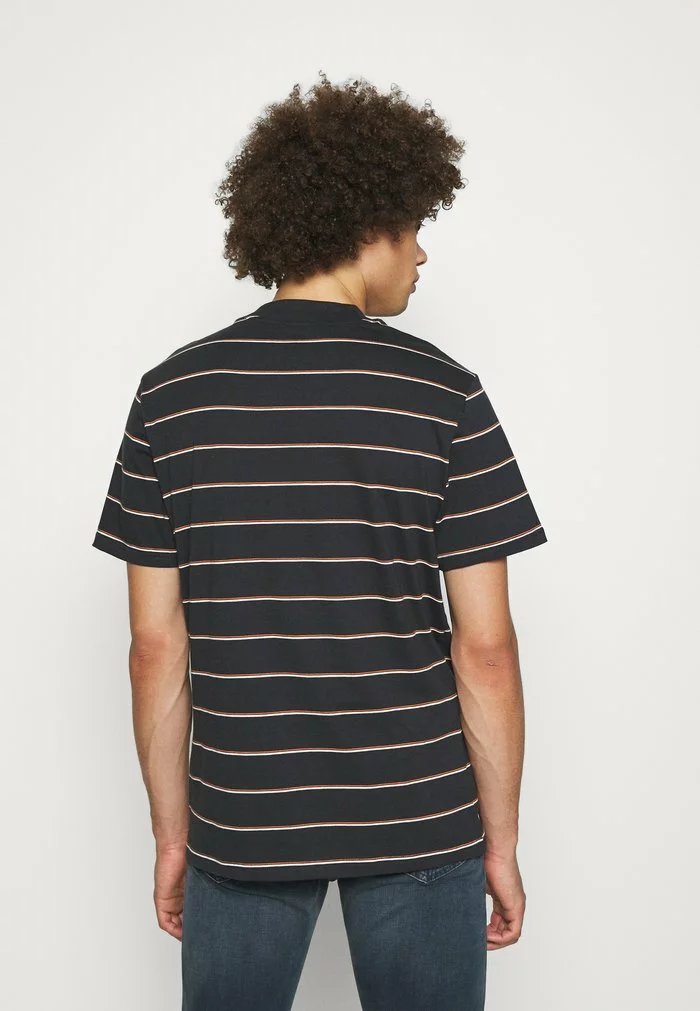 Only & Sons ONSALAN LIFE MOCK NECK TEE - T-shirt Imprimé - Dark Navy 3 Only & Sons ONSALAN LIFE MOCK NECK TEE - T-shirt Imprimé - Dark Navy – Image 3