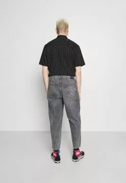 Only & Sons ONSCONE LIFE CROP - Jean Boyfriend - Grey Denim 7 Only & Sons ONSCONE LIFE CROP - Jean Boyfriend - Grey Denim -Only & Sons Soldes Boutique 3ecc8dd0ff064075b39e6cb8ad40000a