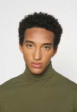 Only & Sons ONSMICHAN SLIM ROLLNECK TEE - T-shirt à Manches Longues - Olive Night -Only & Sons Soldes Boutique 3fb6895897504034878bcac3306bcd31