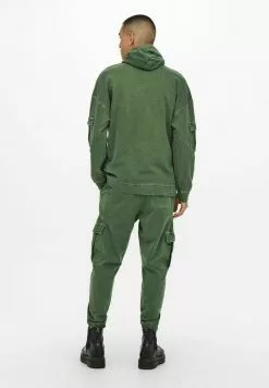 Only & Sons Pantalon Cargo - Rifle Green 8 Only & Sons Pantalon Cargo - Rifle Green -Only & Sons Soldes Boutique 3fc119cd7a0b4b21b5929a2cd8e07b4f