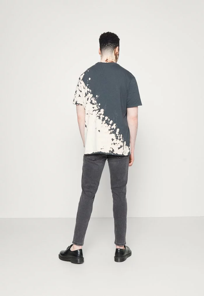 Only & Sons ONSWARP LIFE - Jean Slim - Black Denim 3 Only & Sons ONSWARP LIFE - Jean Slim - Black Denim – Image 3