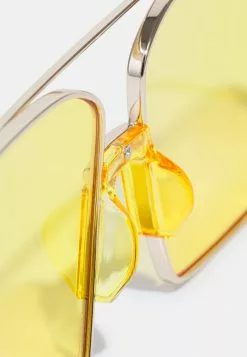 Only & Sons ONSSUNGLASSES UNISEX - Lunettes De Soleil - Yellow 7 Only & Sons ONSSUNGLASSES UNISEX - Lunettes De Soleil - Yellow -Only & Sons Soldes Boutique 4cdf64640e0a4482b8d8c0e8e1125a50