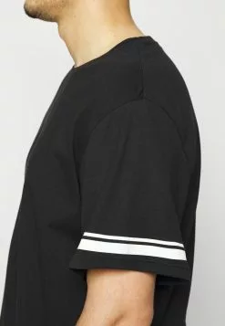 Only & Sons ONSMATT LIFE LONGY STRIPE - T-shirt Imprimé - Black -Only & Sons Soldes Boutique 4d7c0973f91b4176a32ecaf5bdb496e7