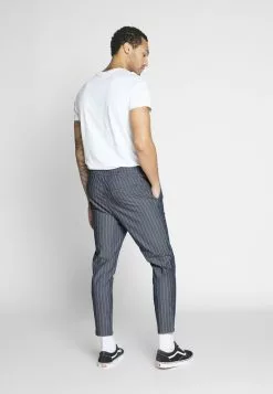 Only & Sons ONSLINUS CROP STRIPE - Pantalon Classique - Dark Blue -Only & Sons Soldes Boutique 574c78d2879640ee93db1afb6d892580
