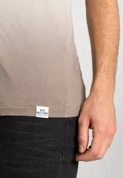 Only & Sons ONSTYSON LIFE - T-shirt Imprimé - Whitecap Gray -Only & Sons Soldes Boutique 5b7c5e72b7df438eb7860c8bc9bde5ea