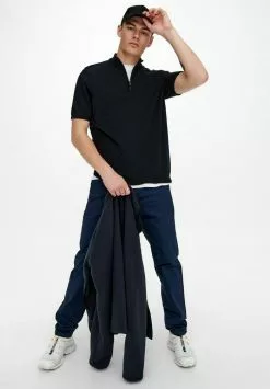 Only & Sons T-shirt Imprimé - Dark Navy 11 Only & Sons T-shirt Imprimé - Dark Navy -Only & Sons Soldes Boutique 5cc19fc62f304ec481fd339dfb0cec14