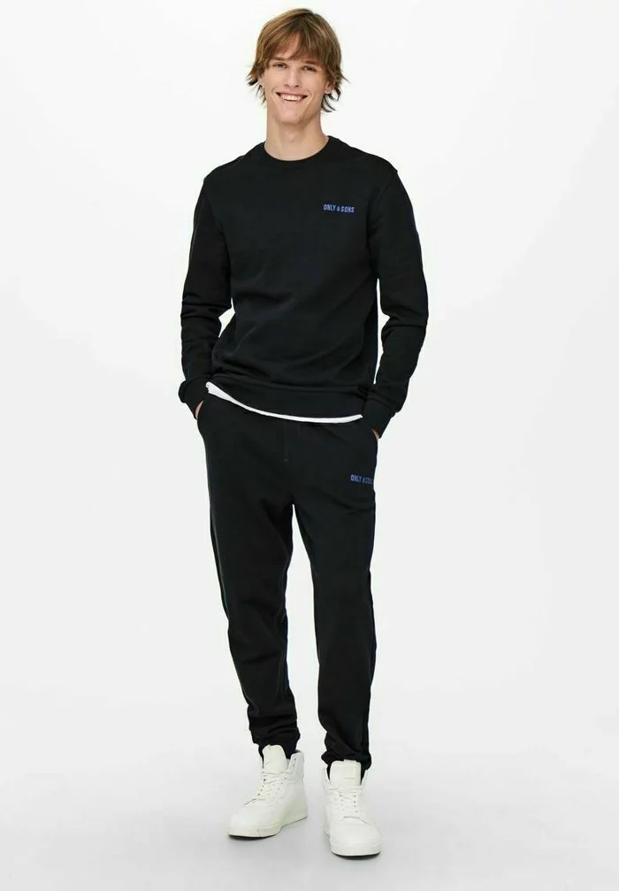 Only & Sons Sweatshirt - Dark Navy 2 Only & Sons Sweatshirt - Dark Navy – Image 2