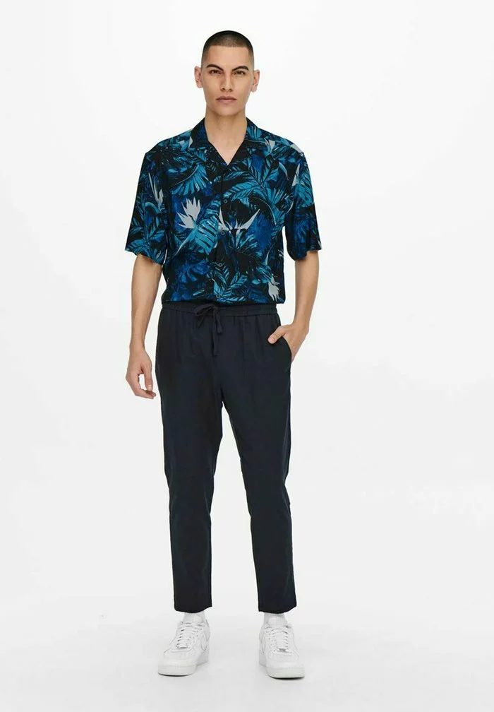 Only & Sons Chemise - Quiet Harbor 2 Only & Sons Chemise - Quiet Harbor – Image 2