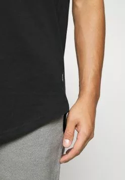 Only & Sons ONSMATT LIFE LONGY TEE 7 PACK - T-shirt Basique - Black -Only & Sons Soldes Boutique 6358229a7356464c972791298bee0878