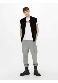 Only & Sons Veste Sans Manches - Black 11 Only & Sons Veste Sans Manches - Black -Only & Sons Soldes Boutique 7221f144d43443b795643024154f28fd