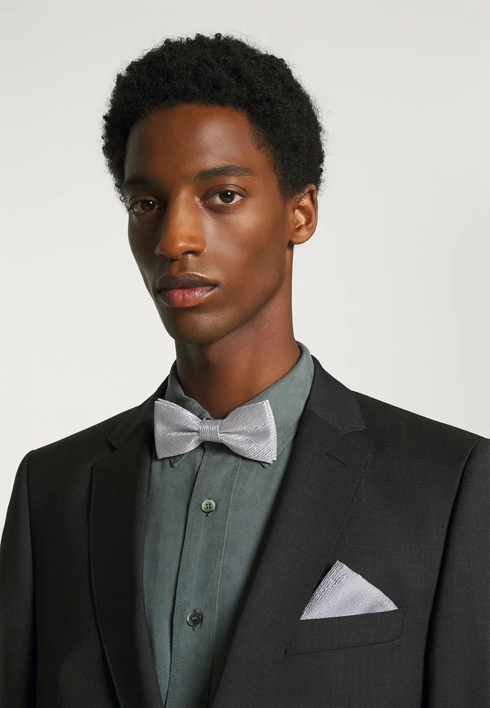 Only & Sons ONSTOBIAS PATTERN BOWTIE SET - Noeud Papillon - Quiet Grey 1 Only & Sons ONSTOBIAS PATTERN BOWTIE SET - Noeud Papillon - Quiet Grey