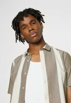 Only & Sons ONSTRAVIS BOLD - Chemise - Teak -Only & Sons Soldes Boutique 8c6f19f9bfe04175ac64348d9039bb93