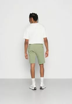 Only & Sons ONSCERES LIFE NOOS - Short - Oil Green 7 Only & Sons ONSCERES LIFE NOOS - Short - Oil Green -Only & Sons Soldes Boutique 8ffba4ec4d62402bb96fb5fdc708243b