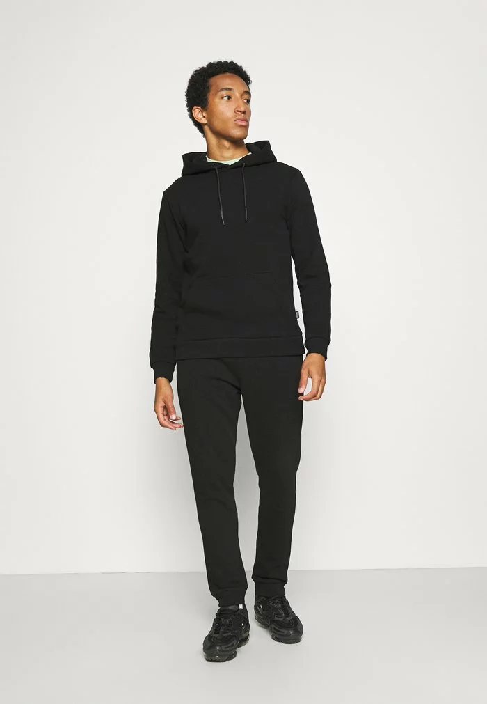 Only & Sons ONSCERES HOOD PANT SET - Survêtement - Black 1 Only & Sons ONSCERES HOOD PANT SET - Survêtement - Black