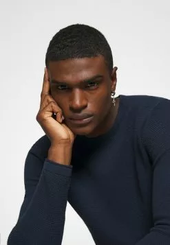 Only & Sons ONSPANTER LIFE CREW - Pullover - Dress Blues 9 Only & Sons ONSPANTER LIFE CREW - Pullover - Dress Blues -Only & Sons Soldes Boutique 9fd63f58985a4546a384add5f744ee67