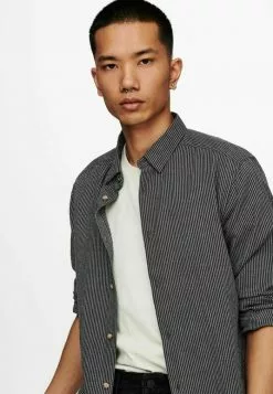 Only & Sons Chemise - Dark Navy -Only & Sons Soldes Boutique a1dab2ab3b4a4d32ab26e4cbb473b4e3