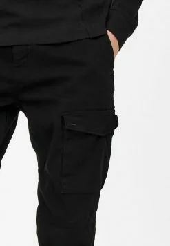 Only & Sons Pantalon Cargo - Black 11 Only & Sons Pantalon Cargo - Black -Only & Sons Soldes Boutique a8f6866f1bb641dc96252ff861ba342d