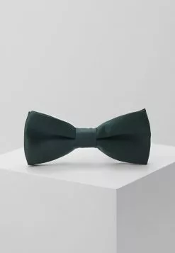 Only & Sons ONSTRENT BOW TIE BOX HANKERCHIEF SET - Mouchoir De Poche - Scarab -Only & Sons Soldes Boutique c6392fae981b477fbb33995a42d4407b