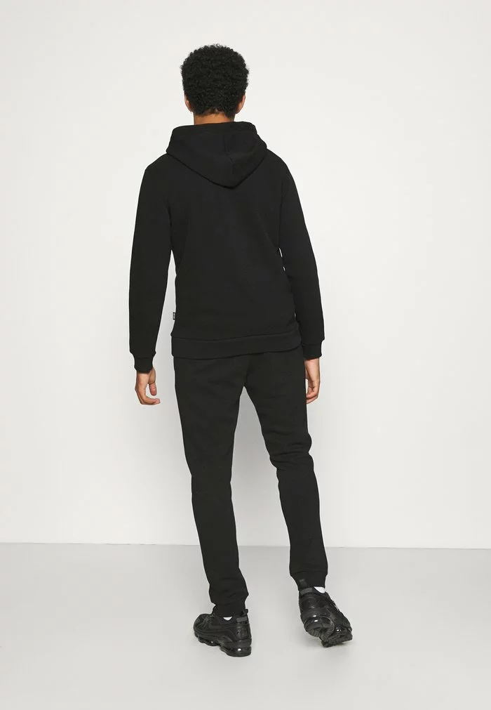 Only & Sons ONSCERES HOOD PANT SET - Survêtement - Black 3 Only & Sons ONSCERES HOOD PANT SET - Survêtement - Black – Image 3