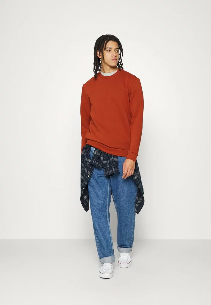 Only & Sons ONSCERES LIFE CREW NECK - Sweatshirt - Burnt Henna 2 Only & Sons ONSCERES LIFE CREW NECK - Sweatshirt - Burnt Henna – Image 2