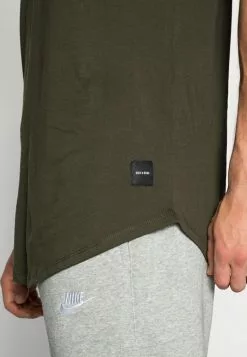 Only & Sons ONSMATT LONGY TEE - T-shirt Basique - Forest Night -Only & Sons Soldes Boutique cb653848af6b49cdbcfcab0b492f5c5c