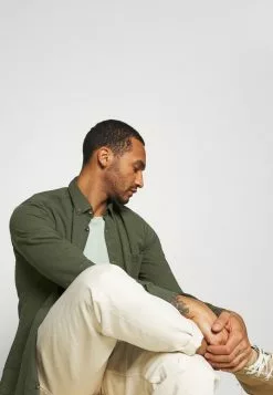 Only & Sons ONSBRYCE LIFE ORGANIC - Chemise - Scarab 9 Only & Sons ONSBRYCE LIFE ORGANIC - Chemise - Scarab -Only & Sons Soldes Boutique d1dc318275f64518acd8e196e741387b