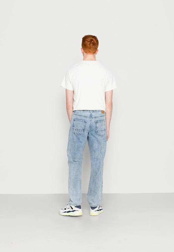 Only & Sons ONSEDGE LOOSE LIGHT - Jean Droit - Blue Denim 3 Only & Sons ONSEDGE LOOSE LIGHT - Jean Droit - Blue Denim – Image 3