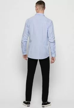 Only & Sons Chemise Classique - Cashmere Blue -Only & Sons Soldes Boutique d5ec55ea800b4d2ea1552d8fb09eeb82