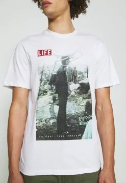 Only & Sons ONSLIFEMAGAZINE TEE - T-shirt Imprimé - White -Only & Sons Soldes Boutique d8a7773141564681af935aad1bfb7879