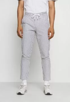 Only & Sons ONSLEO LIFE CROP SEERSUCKER - Pantalon Classique - Dark Navy