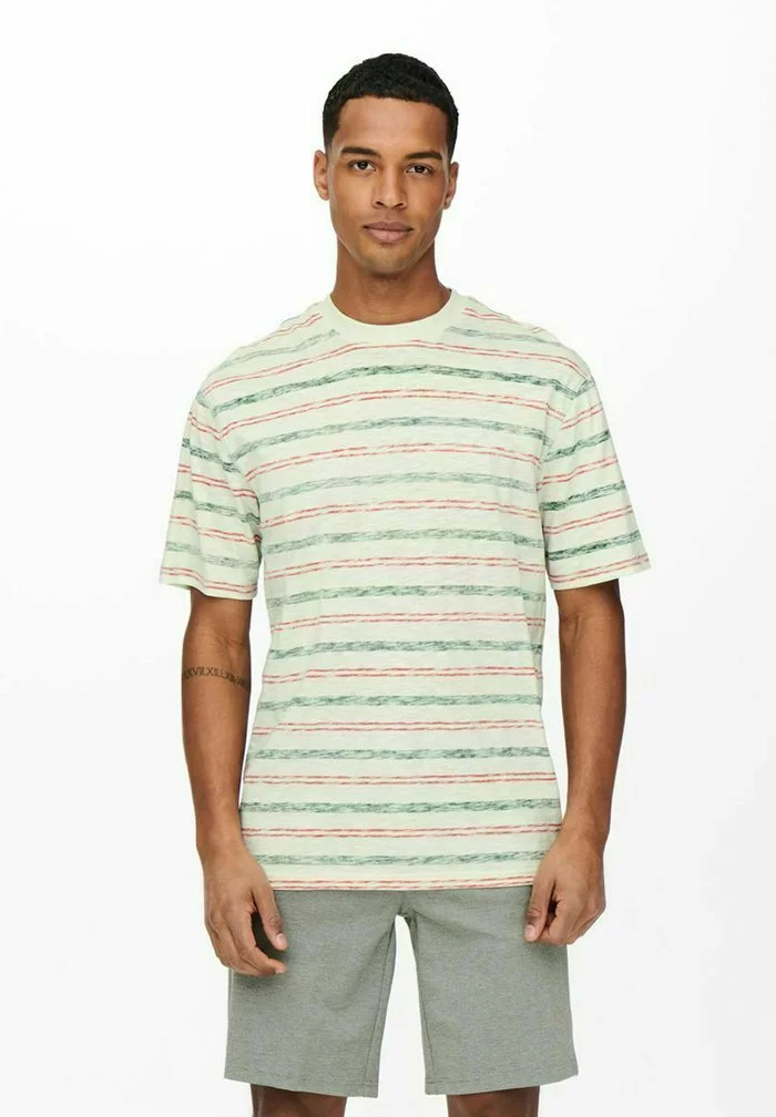 Only & Sons RELAXED FIT - T-shirt Imprimé - Dark Green 1 Only & Sons RELAXED FIT - T-shirt Imprimé - Dark Green