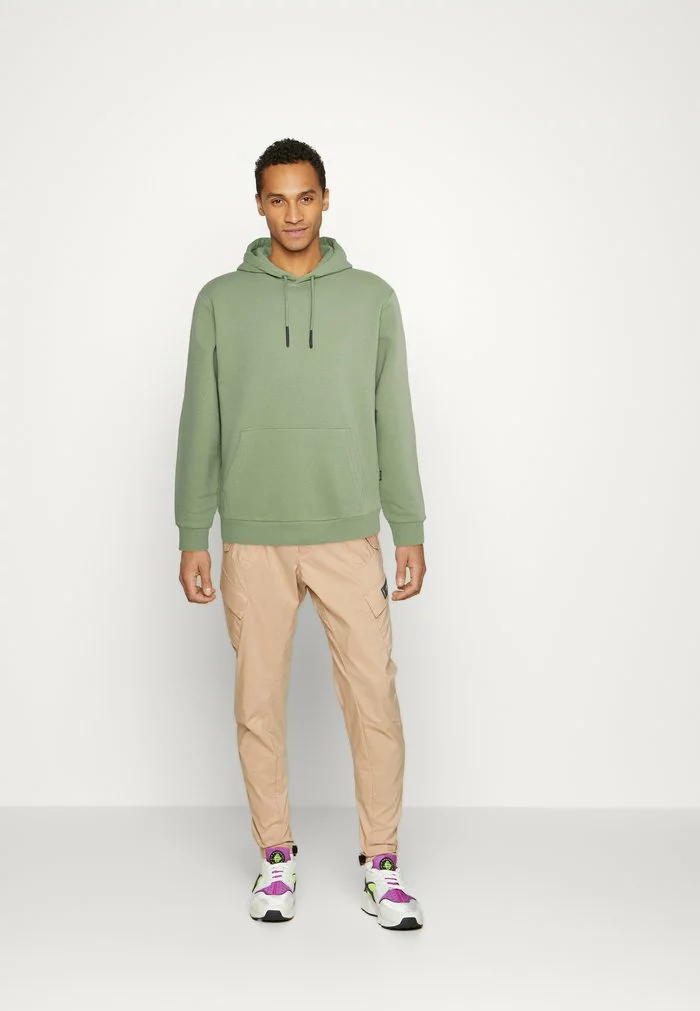 Only & Sons ONSCERES LIFE HOODIE - Sweatshirt - Oil Green 2 Only & Sons ONSCERES LIFE HOODIE - Sweatshirt - Oil Green – Image 2