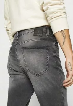 Only & Sons ONSLOOM SLIM ZIP SWEAT GREY - Jean Slim - Grey Denim -Only & Sons Soldes Boutique e3322b4c55c04daeadefc53e4bb4fd95