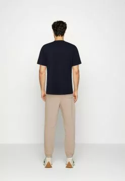 Only & Sons ONSROY REG SLUB POCKET TEE - T-shirt Basique - Dark Navy -Only & Sons Soldes Boutique e6633cfa3c174cb5922378aed662e3f0