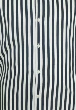 Only & Sons ONSWAYNE LIFE SHIRT - Chemise - Blues 5 Only & Sons ONSWAYNE LIFE SHIRT - Chemise - Blues -Only & Sons Soldes Boutique f1c657d990904ce6b3bf397025aa295c