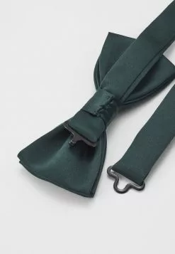 Only & Sons ONSTRENT BOW TIE BOX HANKERCHIEF SET - Mouchoir De Poche - Scarab -Only & Sons Soldes Boutique f71bda4171154660a5fca6ec544f905c